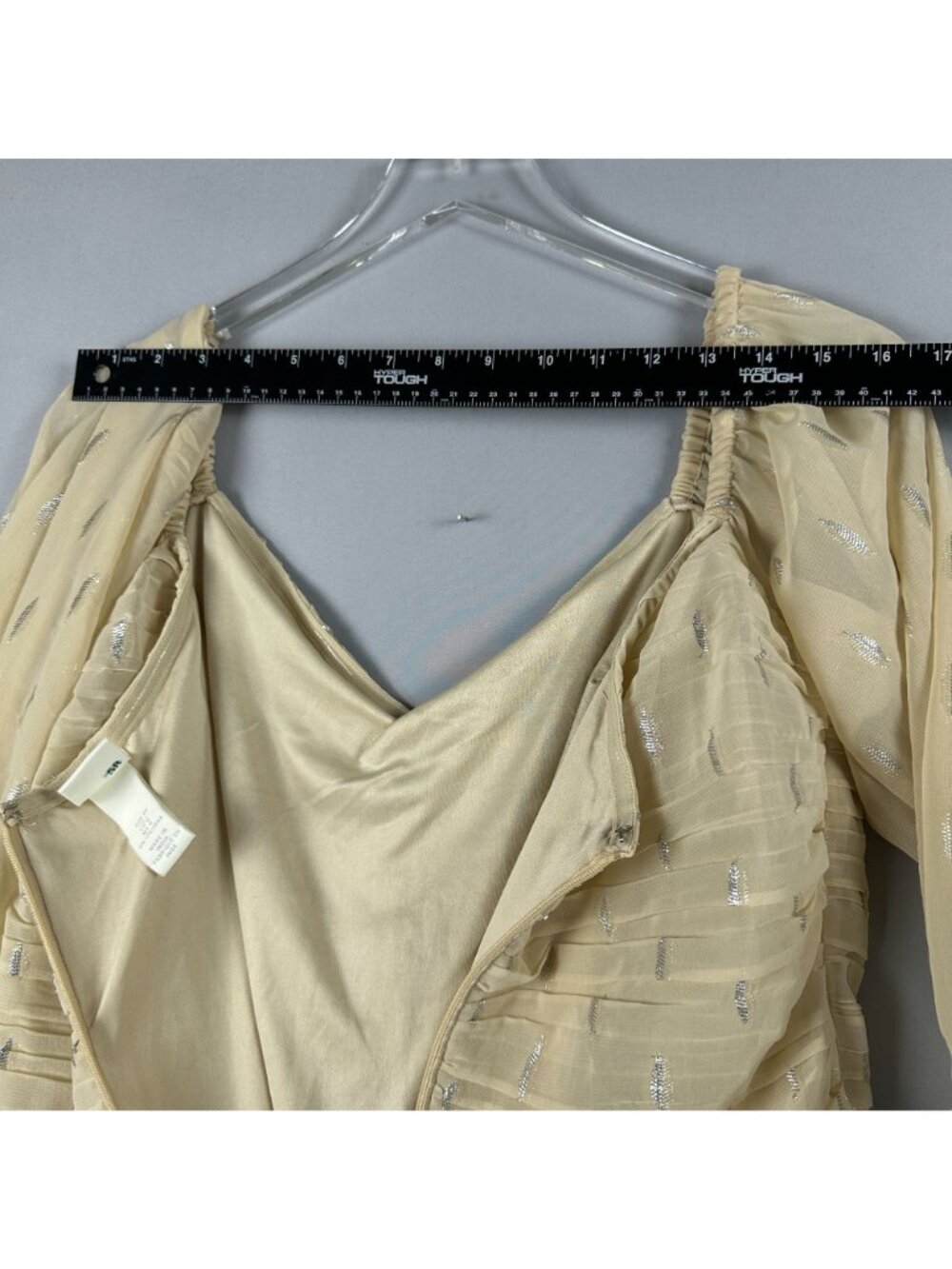H&M Mini Dress Size Large Beige Ruched Metallic Chiffon V Neck Puff Sleeves - Picture 12 of 14